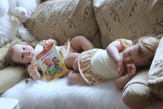 Сестенки Арианночки. Куколки реборн Виктории Вишни