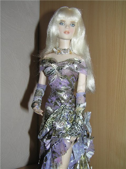 Моя кукла Tonner. Загадочная и привлекательная Тайлер - Dazzling Tyler (фото 5)