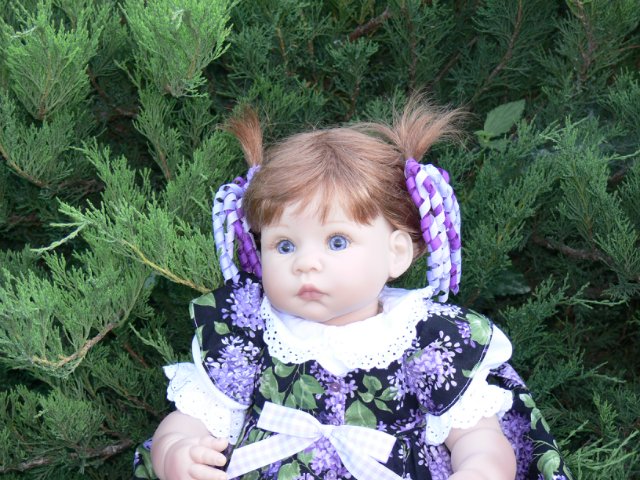 Как мы с Тиффани гуляли у мамы. Lee Middleton doll