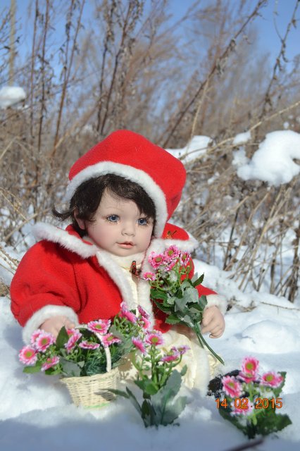 За корзинкой подснежников... Кукла Adora