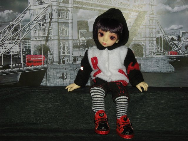 Стильные куртки bomber (бомбер) для близняшек Рен и Ран (фото 5)