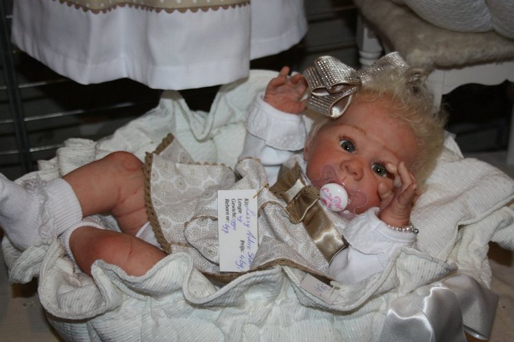 Выставка кукол, мишек тедди, кукольных домиков и миниатюры в Нидерландах 24-25 октября 2015 год. Четвертая часть | Бэйбики Выставка кукол, мишек тедди, кукольных домиков и миниатюры в Нидерландах 24-25 октября 2015 год. Четвертая часть