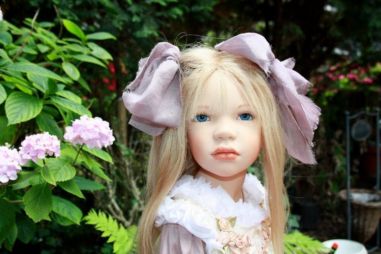 Марусина прогулка по саду. Коллекционная кукла от Zofia & Henry Zawieruszynski