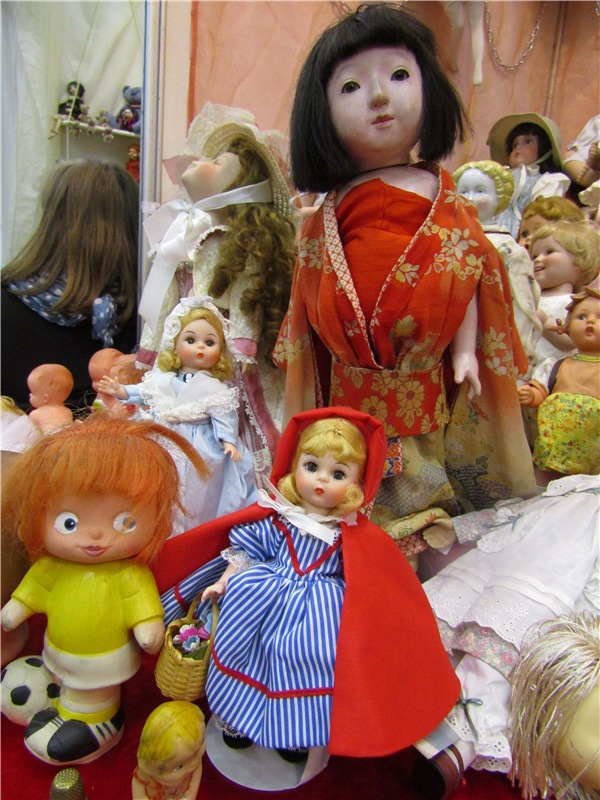 Салон кукол на Тишинке 2016. Антиквариат и винтаж. Фото