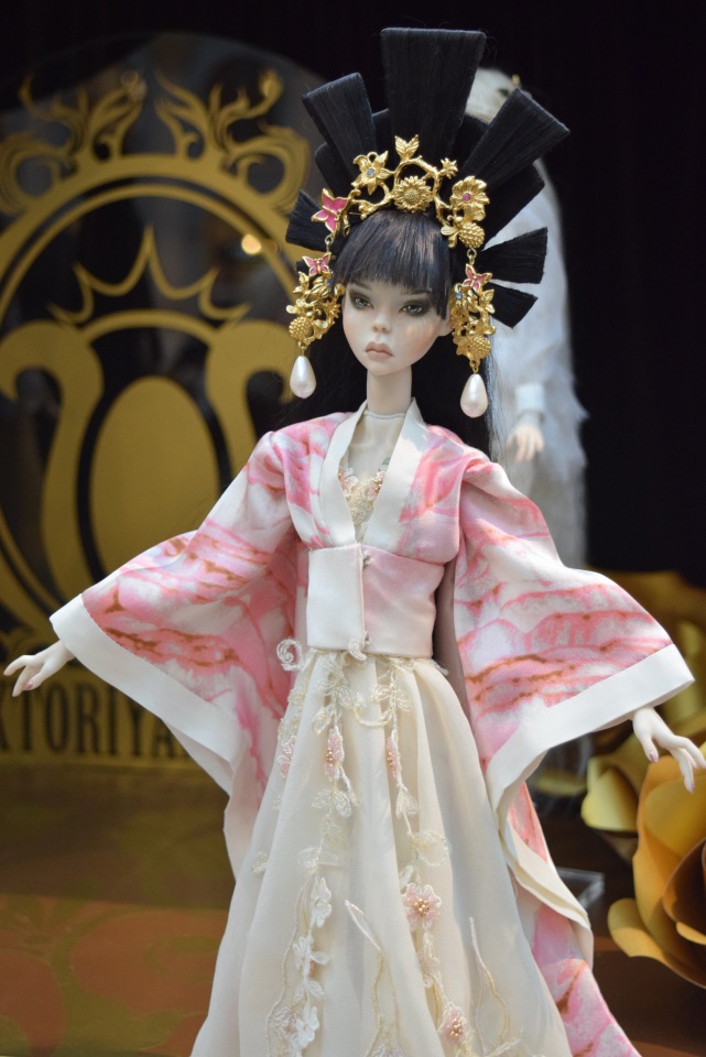 VII Московская международная выставка "Искусство Куклы". Портреты кукольной души или незримый диалог