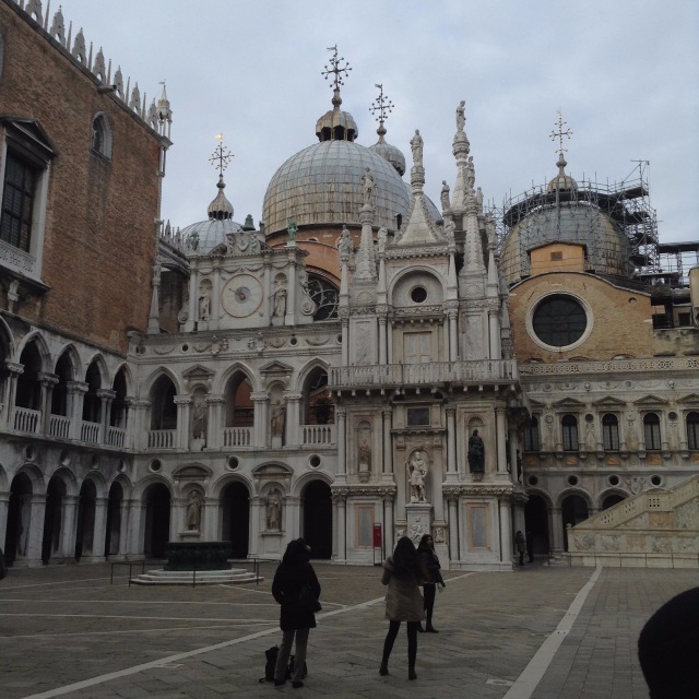 Приключения Минуш в Италии [Часть 2] Венеция -"Волшебный город на волнах, мечты высокой воплощенье"