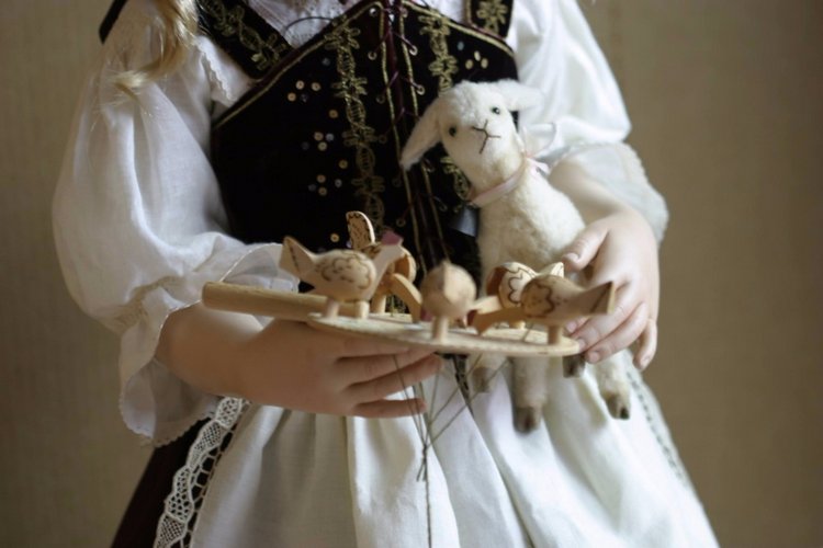 Процесс создания фарфоровых кукол - Джинн Гросс (Jeanne Gross). Часть восьмая - Национальный костюм