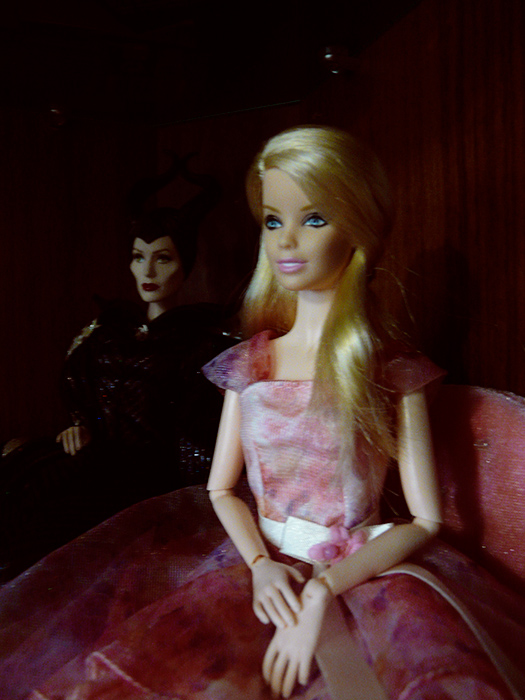 В дорогу дальнюю, дальнюю, дальнюю идем