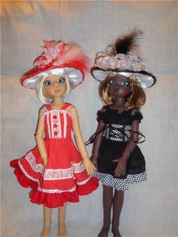 Как мы готовились к конкурсу шляпок! Куклы БЖД от Kaye Wiggs (фото 3)