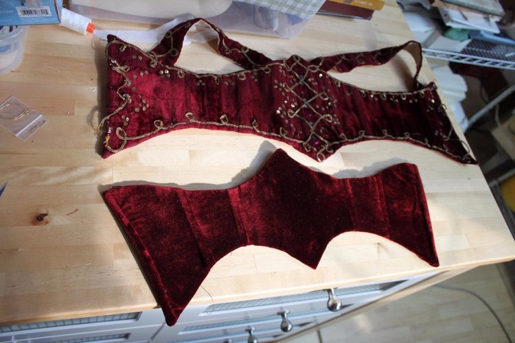 Процесс создания фарфоровых кукол - Джинн Гросс (Jeanne Gross). Часть восьмая - Национальный костюм