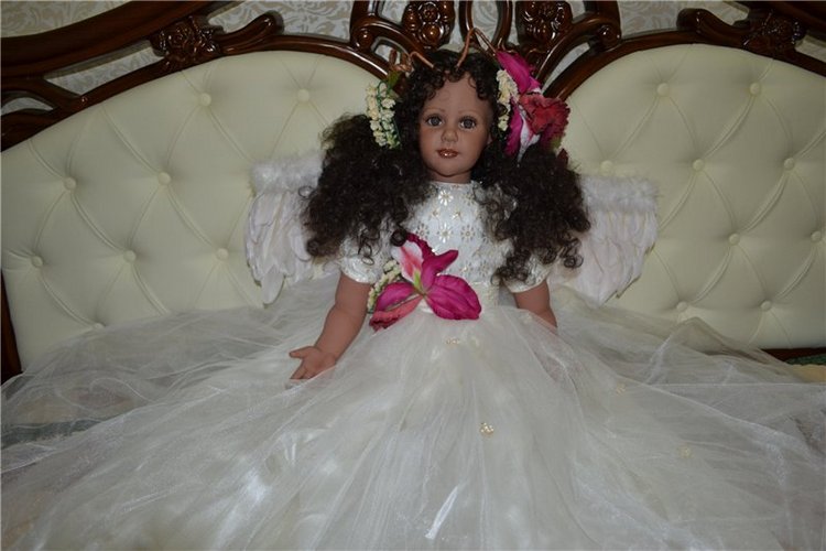 Ангелы Файзах Спанос. Blessings Bloom Around Me