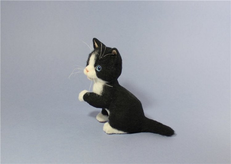 Авторские игрушки валянием. Котята (фото 8)