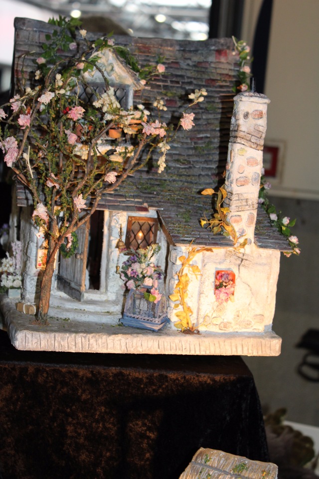 Все на выставку! Кукольные домики и миниатюра (фото 9)