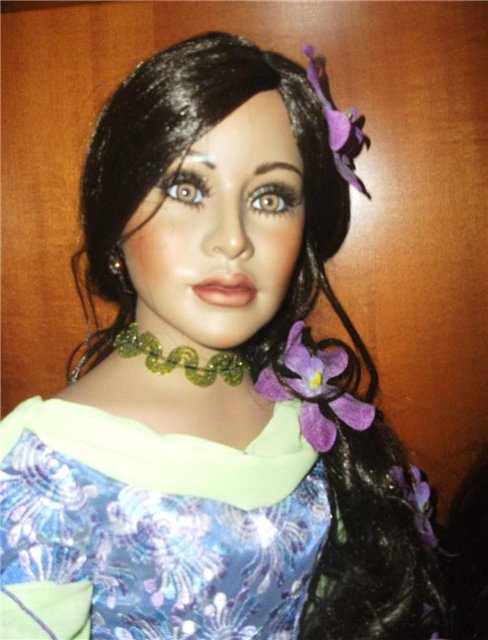 Продолжаю рассказ о моей коллекции: на этот раз фарфор в шкафу