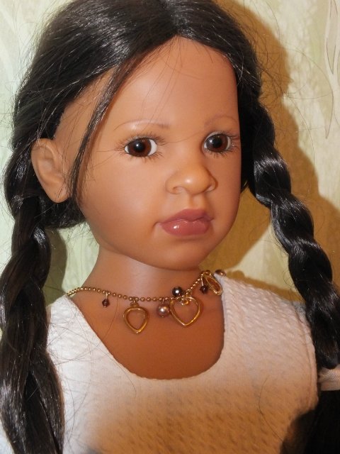 Прекрасная смугяночка Габриэлла от Elissa Glassgold