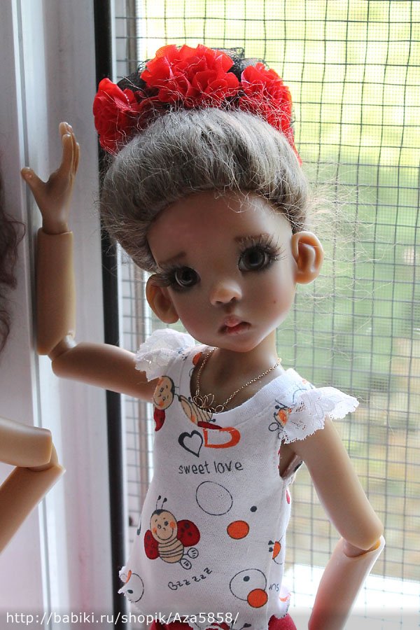 Встречаем Эмму, Kaye Wiggs