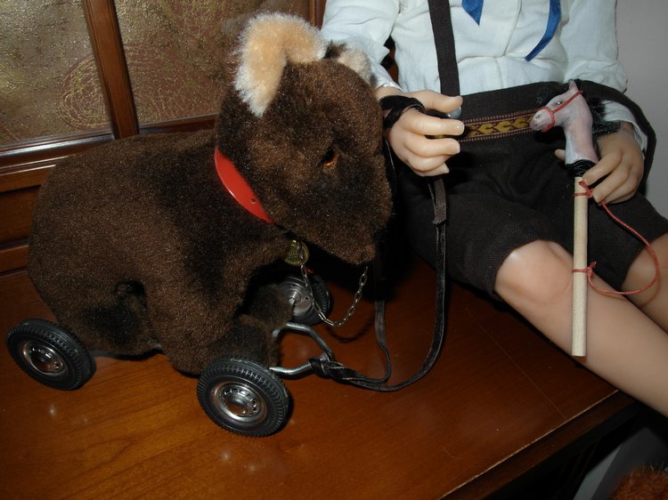 ДЕТАЛИ или Мой лозунг «Каждой кукле по игрушке»