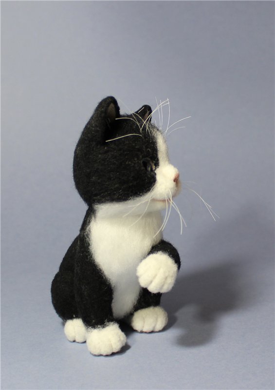 Авторские игрушки валянием. Котята (фото 4)