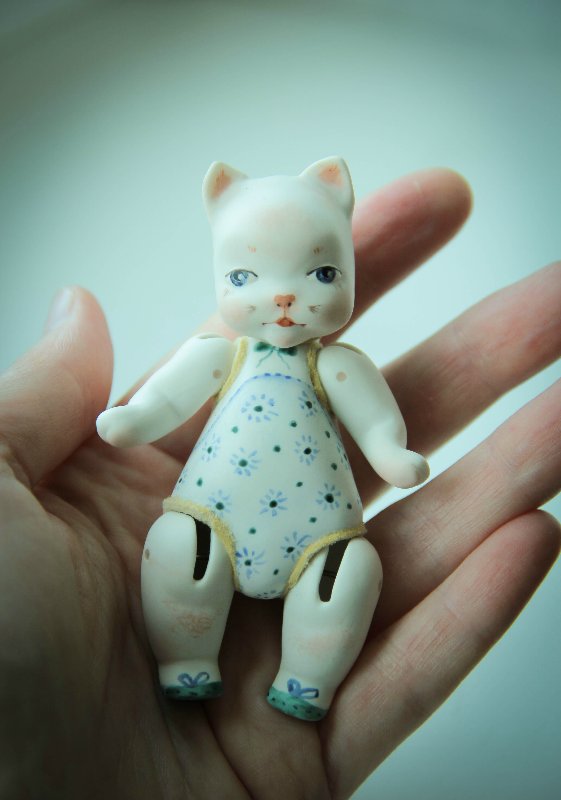Новый проект "Кошка на ладошке". Фарфоровые куклы (фото 2)