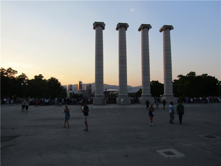 На вершине горы Монжуик в Барселоне