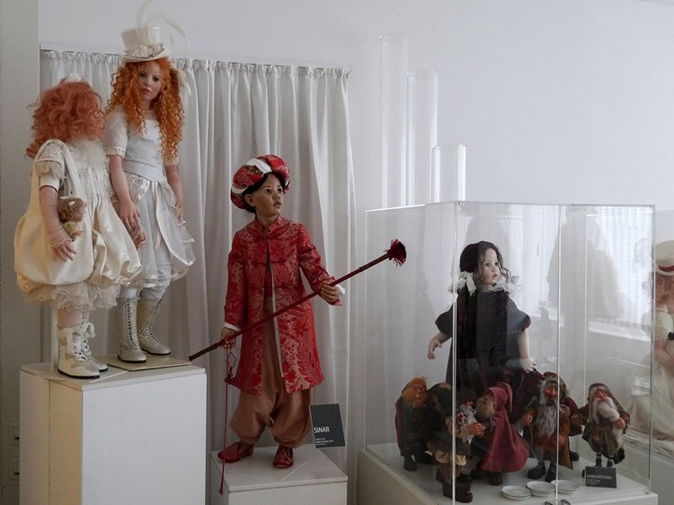 Гунзель открыла новый выставочный зал. Наслаждаемся (фото 6)