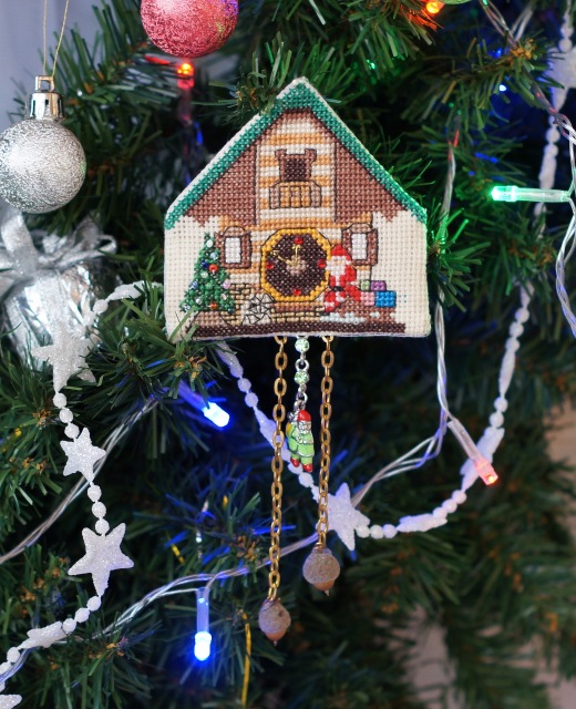 Новый год ручной работы . Вышивка