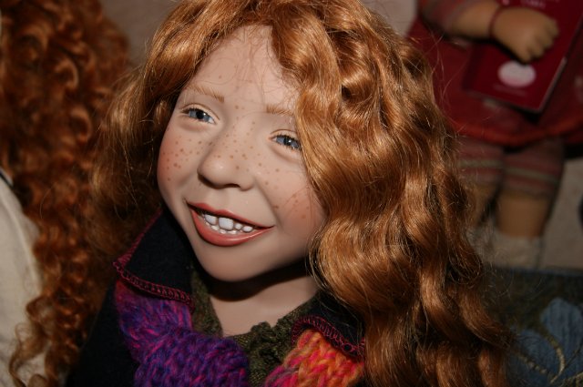 Кто стучится в дверь ко мне с толстой сумкой на ремне