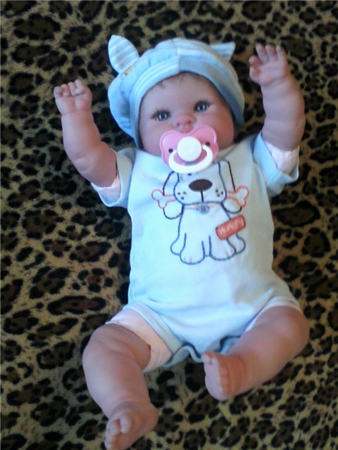 Два маленьких да удаленьких малыша (фото 4)