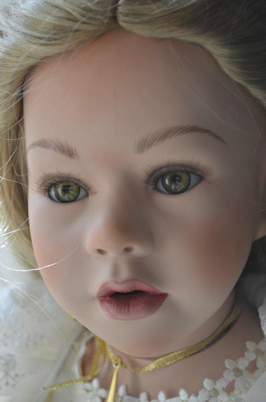 Очаровательная сказочная фарфоровая волшебница