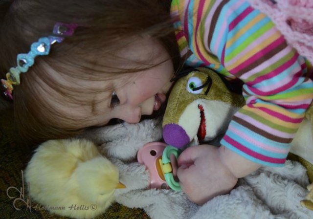 Прототип солнечная детка "Jenny" скульптор Alicia Toner