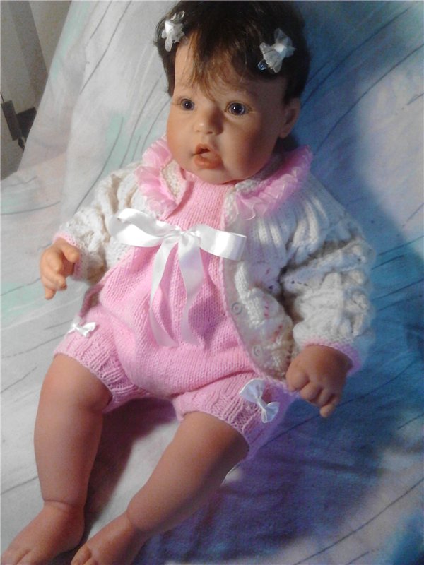 Bedtime Pals Lee Middleton DOLL - Малышка Катерина демонстрирует обновочки (фото 2)