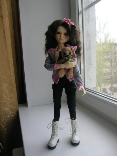 Немного весны. Иланка на прогулке