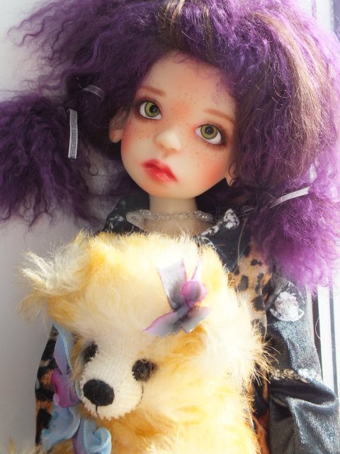 Зарисовки с Нелли, Кайе Виггс