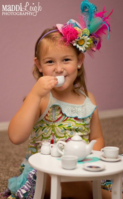 Миниатюрная шляпка в центре внимания | Бэйбики Миниатюрная шляпка в центре внимания