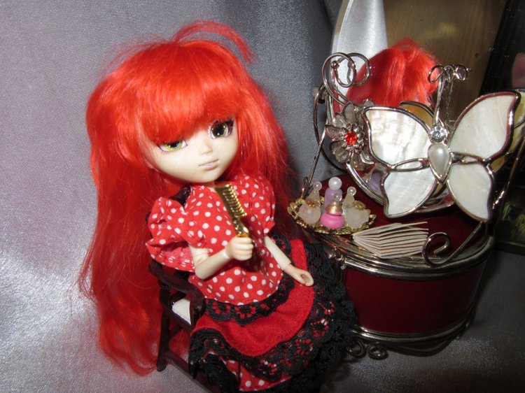 Вечерний просмотр фильма-классики "Иван Грозный". Первая любовь Грелль: новые чувства, новый костюм