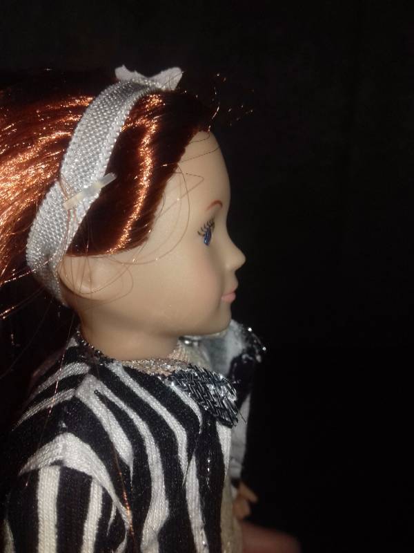 Обзор куклы Lori (Лори) London от Battat | Бэйбики Обзор куклы Lori (Лори) London от Battat