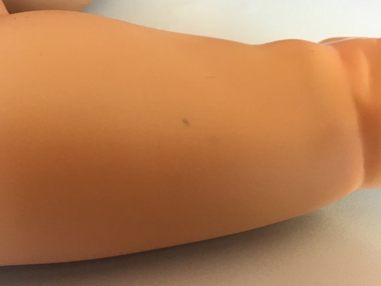 Виниловая коллекционная кукла Sally Cindy Marschner Rolfe | Бэйбики Виниловая коллекционная кукла Sally Cindy Marschner Rolfe