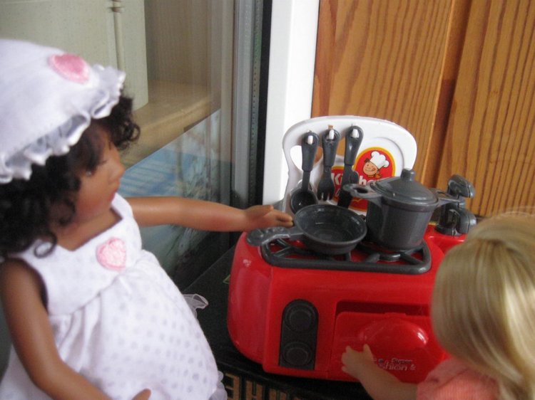 Бытовая техника для наших маленьких кукол-хозяюшек