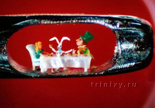 Миниатюрнее - миниатюрного. Шедевры Уилларда Уигана (Willard Wigan) самые миниатюрные скульптуры в мире (фото 3)