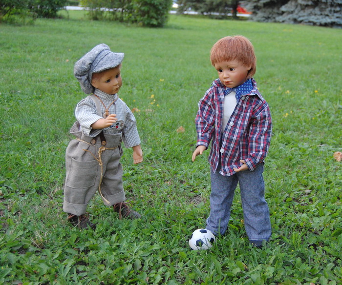 Мальчишки и футбол. Куклы Bettina Feigenspan-Hirsch