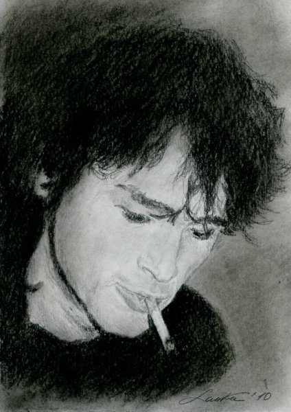 А ещё я немножечко рисую…