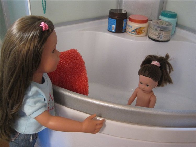 Сестрёнки. Куклы Готц Алиса и Оленька