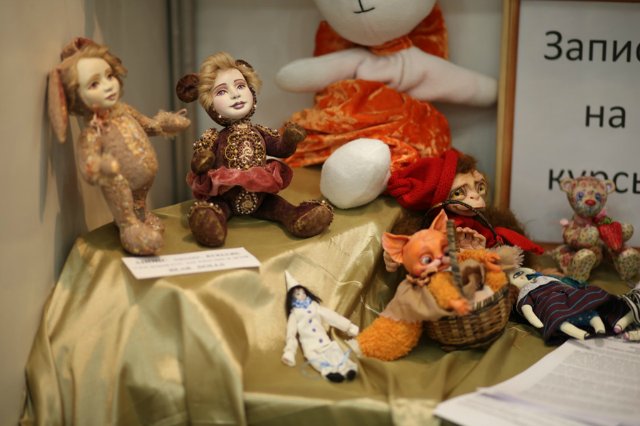 Лучше поздно, чем никогда! ХI Международный салон кукол. 1 октября 2015г