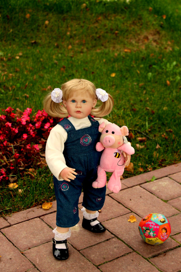 "Как куклы похожи на своих мам". Моя версия