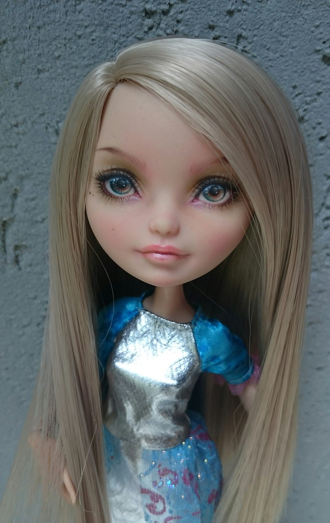 Преображение куколок,или на что способен карандаш