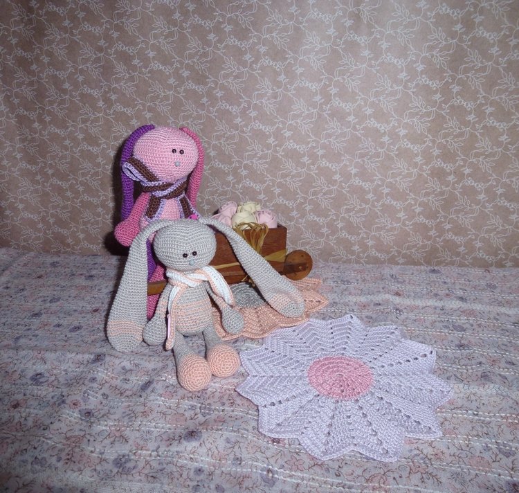 Мои новые вязаные зайчики: Роза и Тимофей II (фото 2)