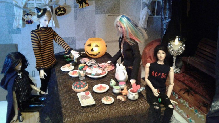 Мой кукольный Хэллоуин 2017 (фото 9)