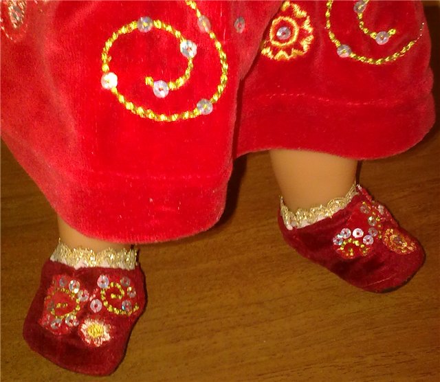 Одеваем наших кукол — Одежда и обувь для кукол своими руками: фото