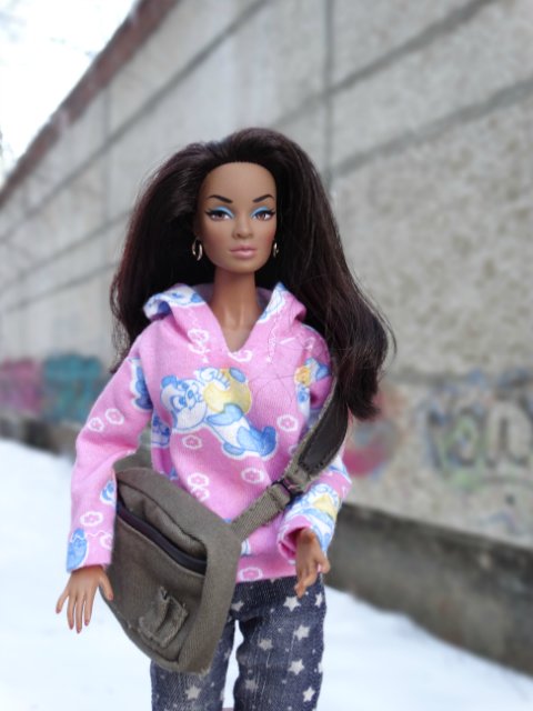 Мулатки в зимнем Екатеринбурге (фото 8)