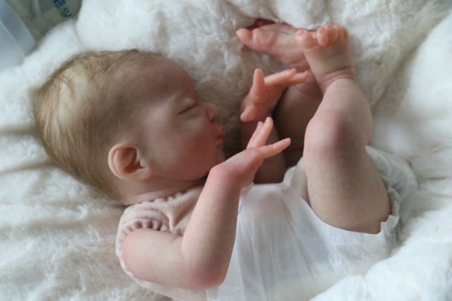 Спящая малышка Рози 2. Куколка реборн Виктории Вишни